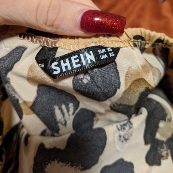 Cheetah print Romper - Picture 5 of 5